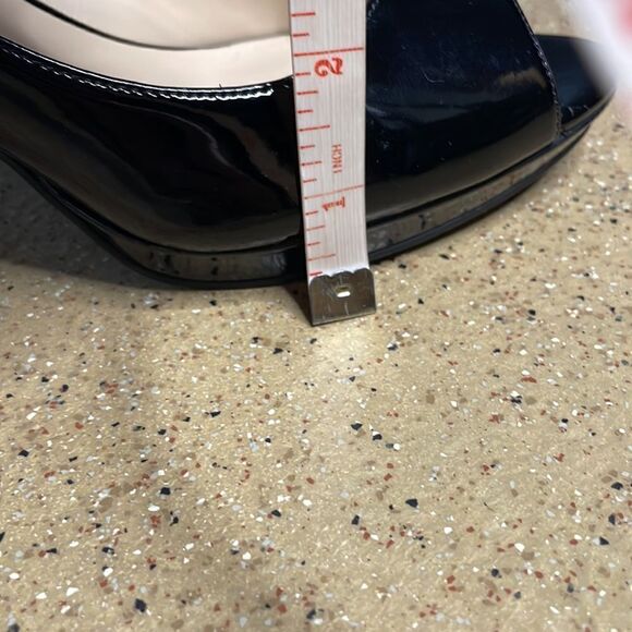 Nine West "Gilded" Black Patent Faux Leather Open Toe Platform Heels sz 8 - Picture 9 of 16